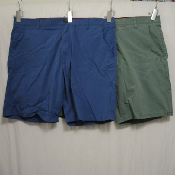 Lot of 2 Men's Wrangler Outdoor Shorts Flat Front Blue & Green Size 42 - Picture 1 of 16